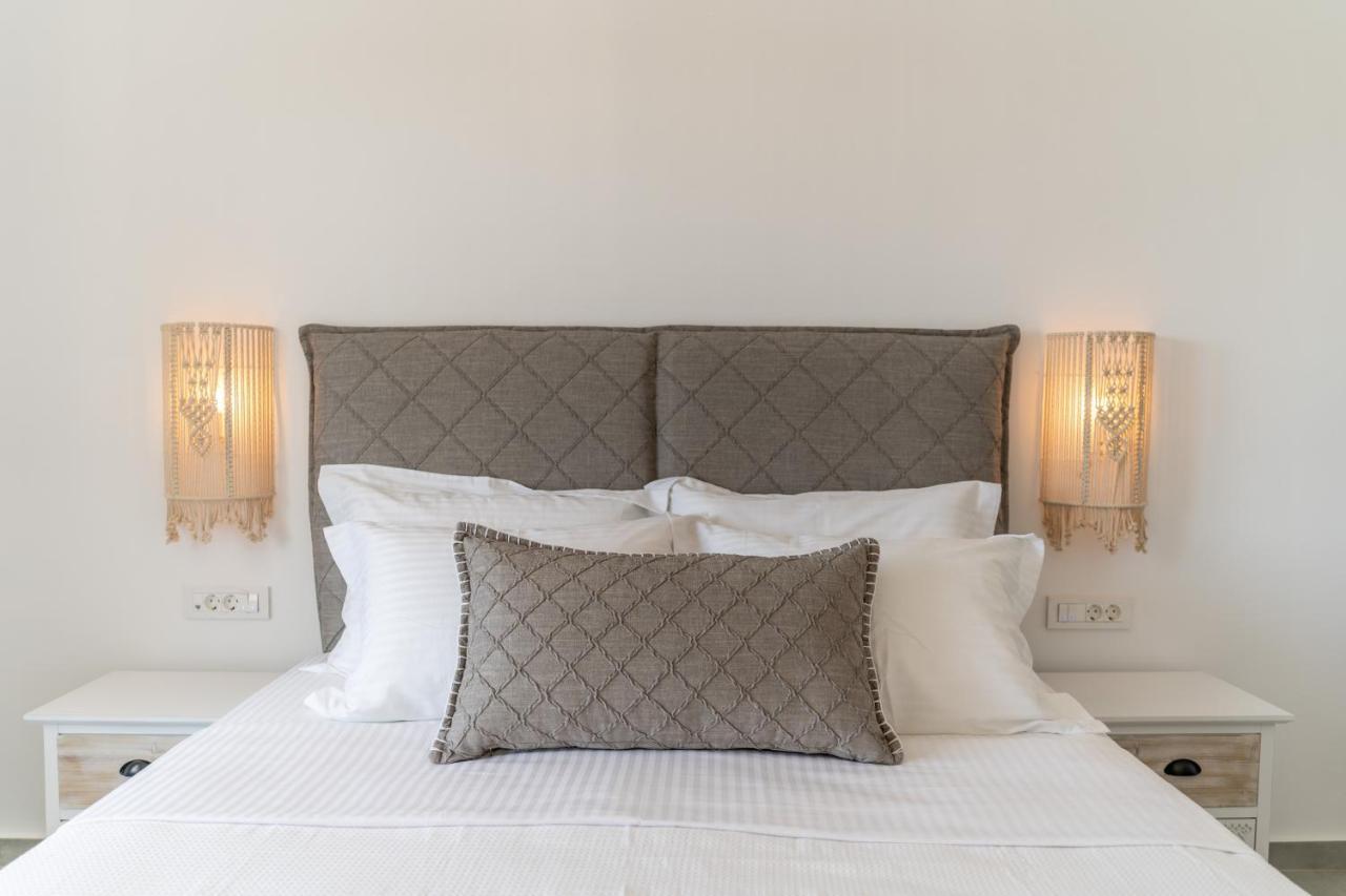 Santorossa Luxury Villas Emporio  エクステリア 写真