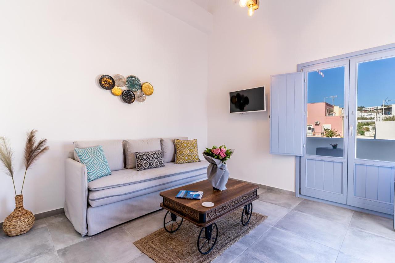 Santorossa Luxury Villas Emporio  エクステリア 写真